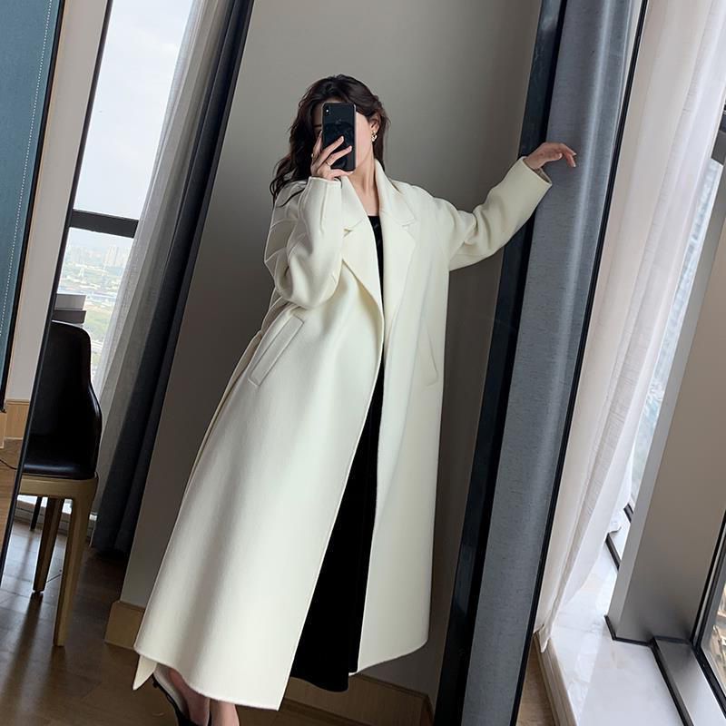 High-End White Woolen Coat for Women in Autumn/Winter